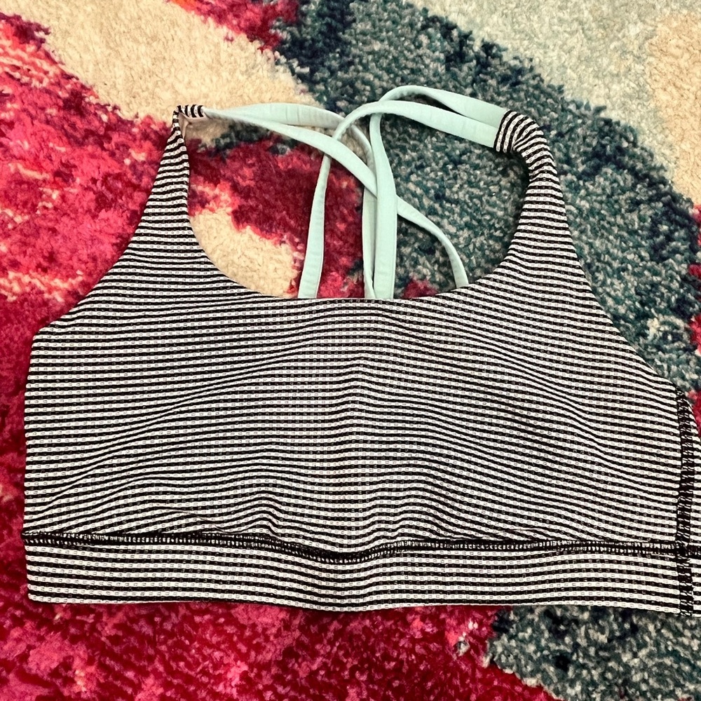 Lululemon Sports Bra - No Pads - Size 8